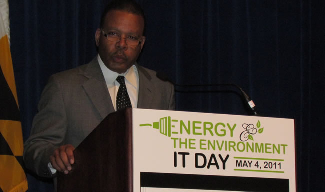 EPA CIO Malcolm Jackson speaks at AFCEA Bethesda’s Energy & The Environment IT Day on Wednesday at the Bethesda Marriott. 2011_05_jacksonepa
