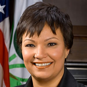 Lisa Jackson 2012_12_lisajackson