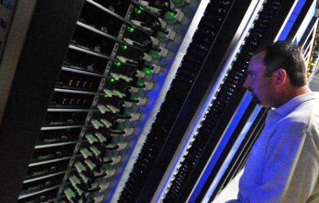 Servers-Intel-Free-Press
